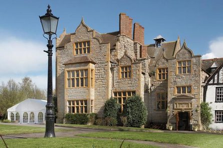 We Accept Pets :: Pet Friendly Hotels, B & Bs, Self Catering Holiday
