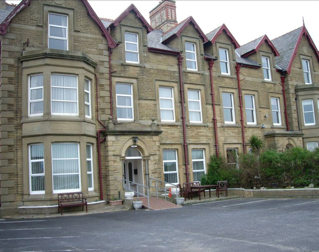 Dog Friendly Holidays in Torquay Self Catering