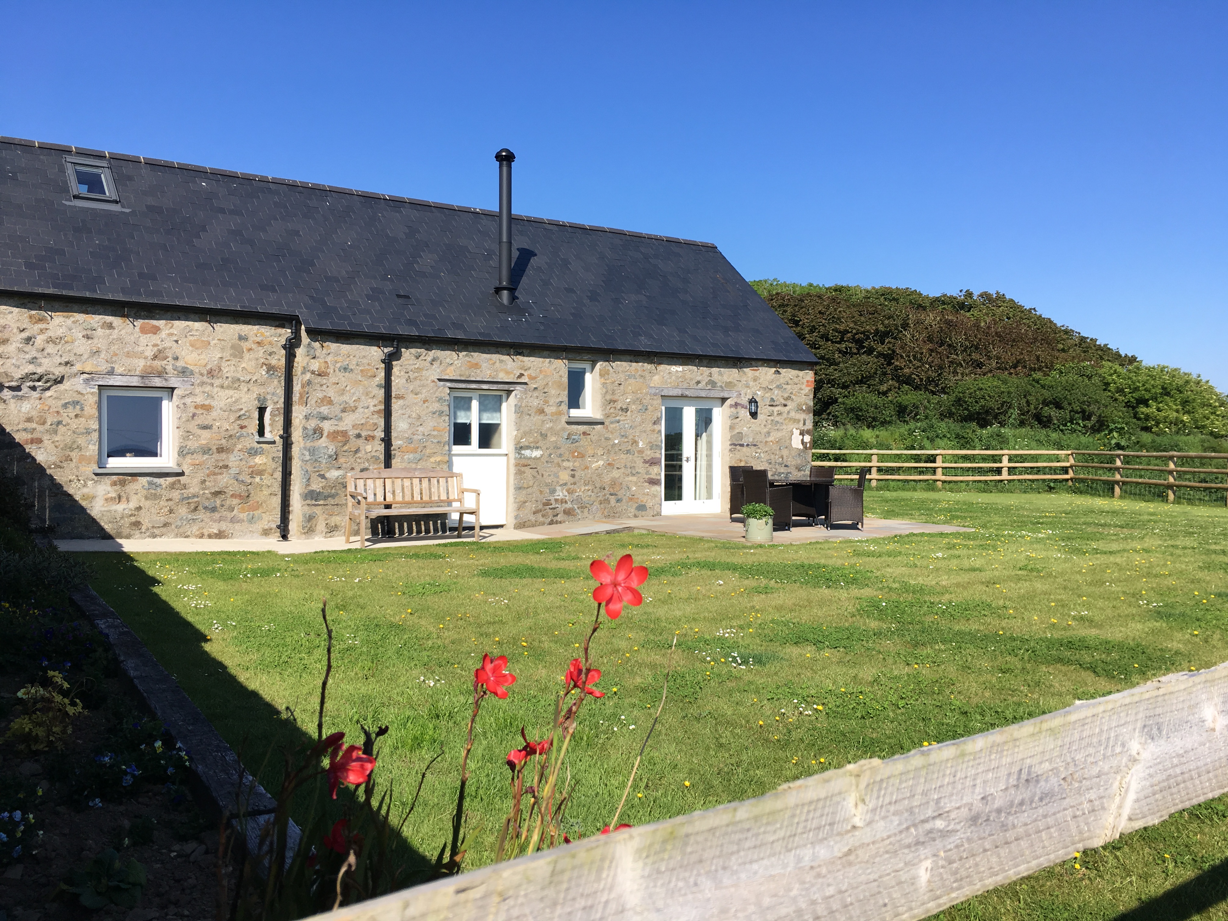 We Accept Pets Pet Friendly Hotels B Bs Self Catering