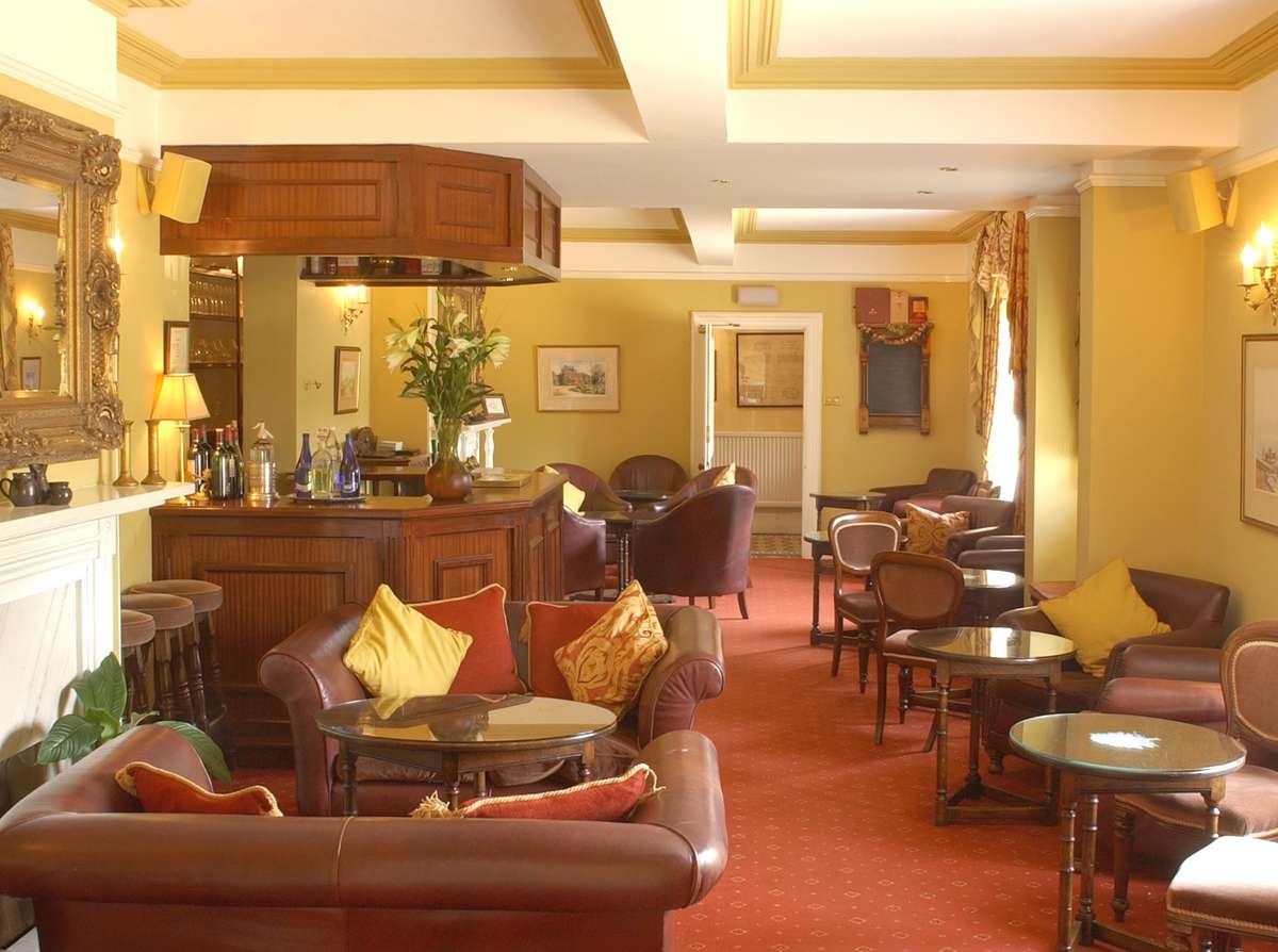 We Accept Pets Pet Friendly Hotels, B & Bs, Self